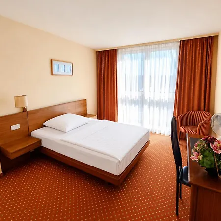 Quick 24h Self Check-in Hotel